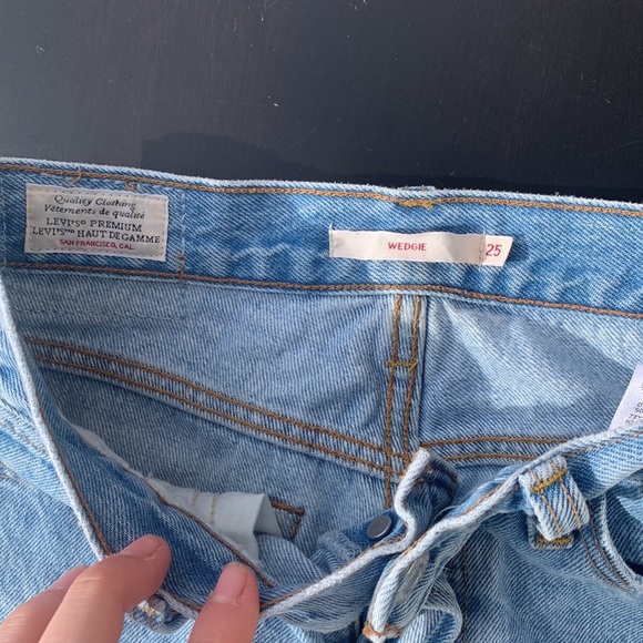 Levi mom jeans - Picture 4 of 9